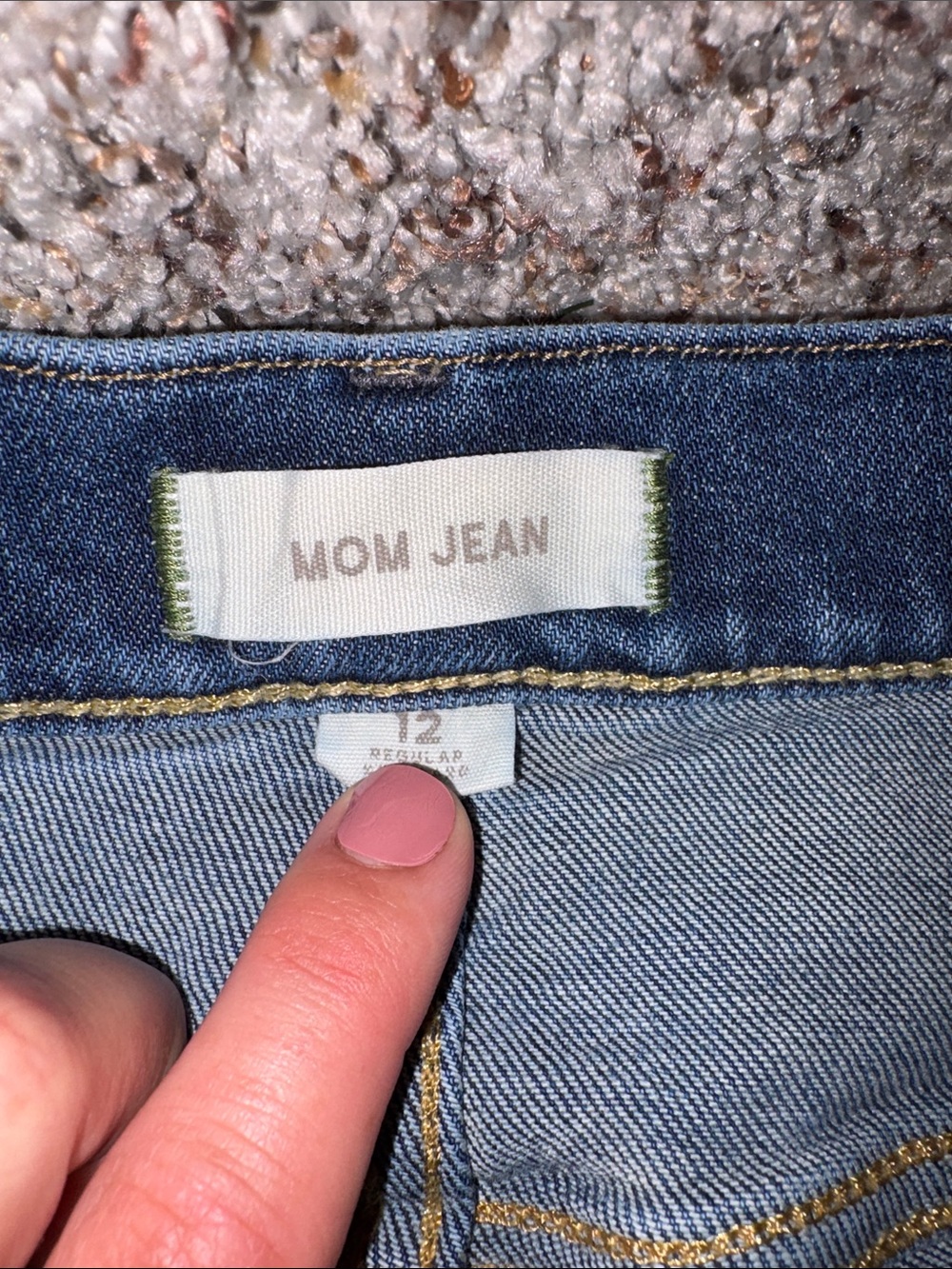 American Eagle Outfitters High-Rise Medium Blue Straight Jeans AE77 Mom Jeans - Picture 3 of 3